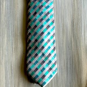 -#Geoffrey Beene Stylish Blue and Gray Checkered Tie